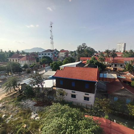 Pama Hotel Kampong Chhnang Екстериор снимка